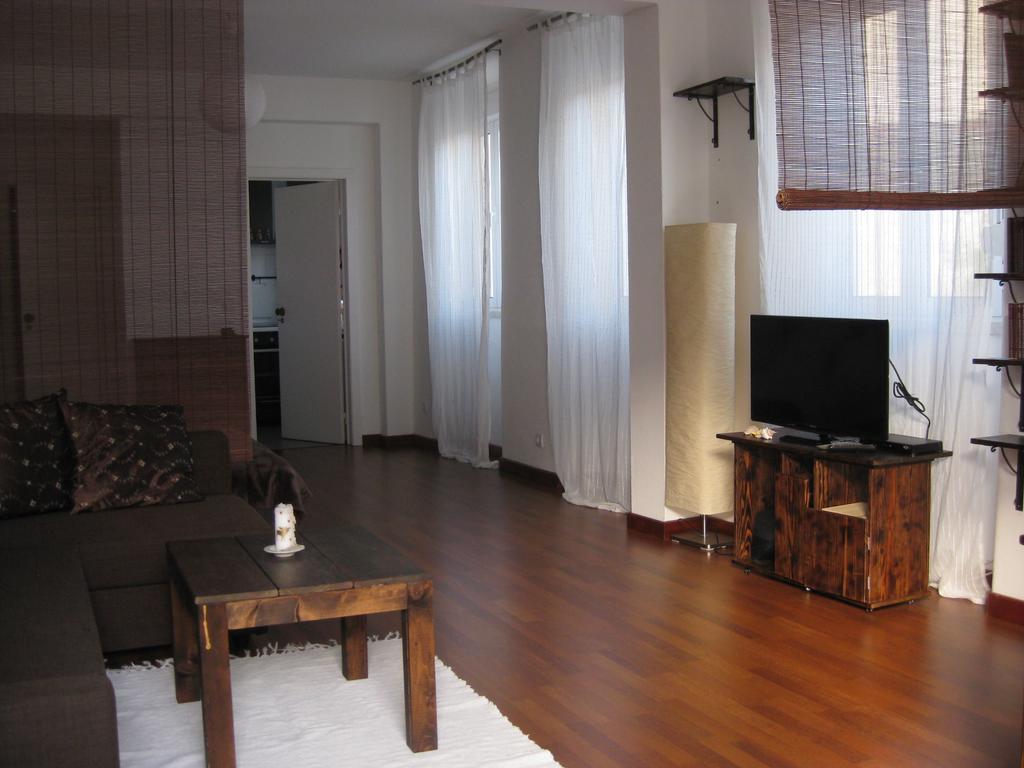 The Back Yard Nest Apartment Lisbon Ruang foto
